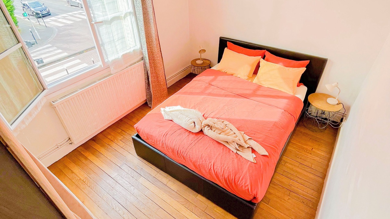 Photo of Bedroom in Athis-Mons