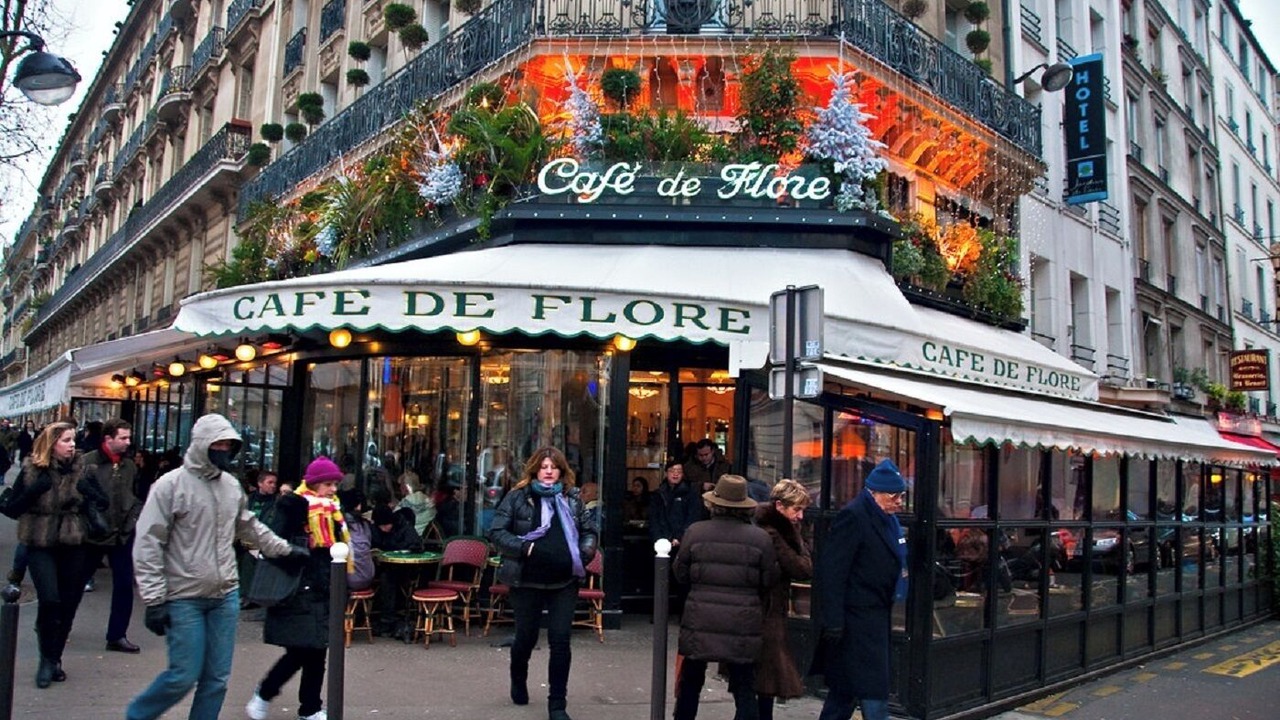 Photo of Others in Saint-Germain-des-Pres