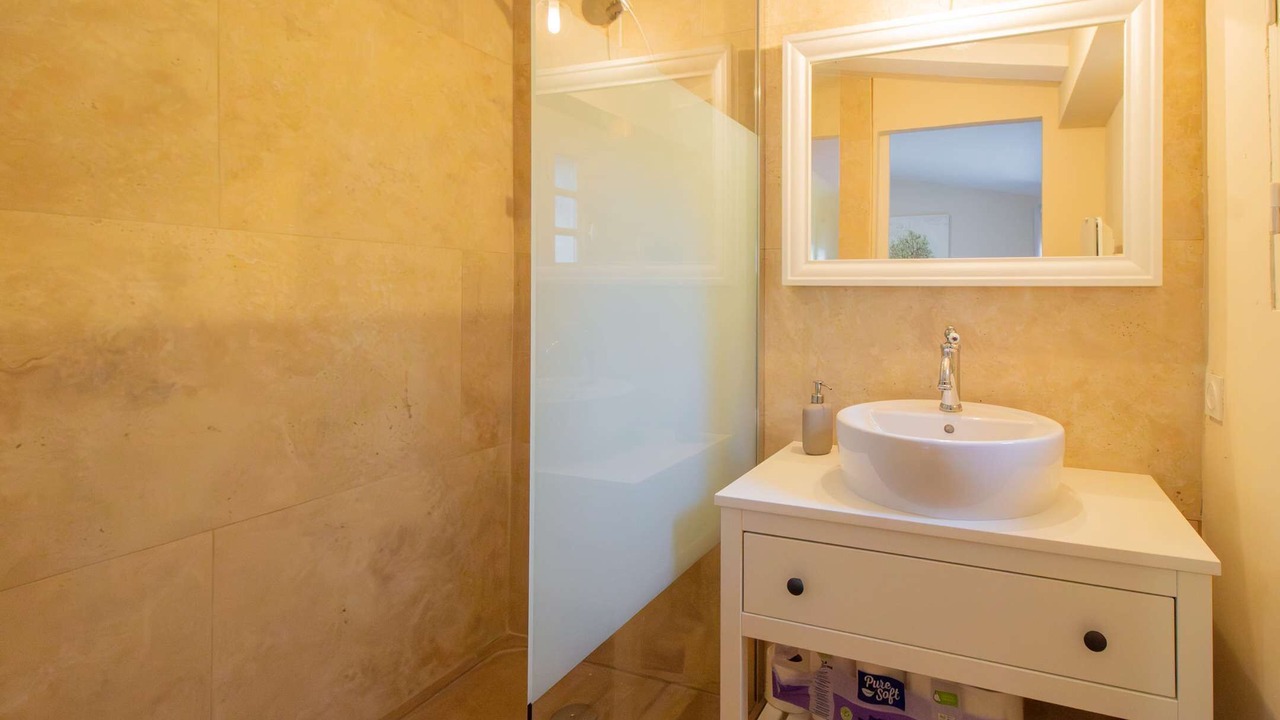 Photo of Bathroom in Mazan