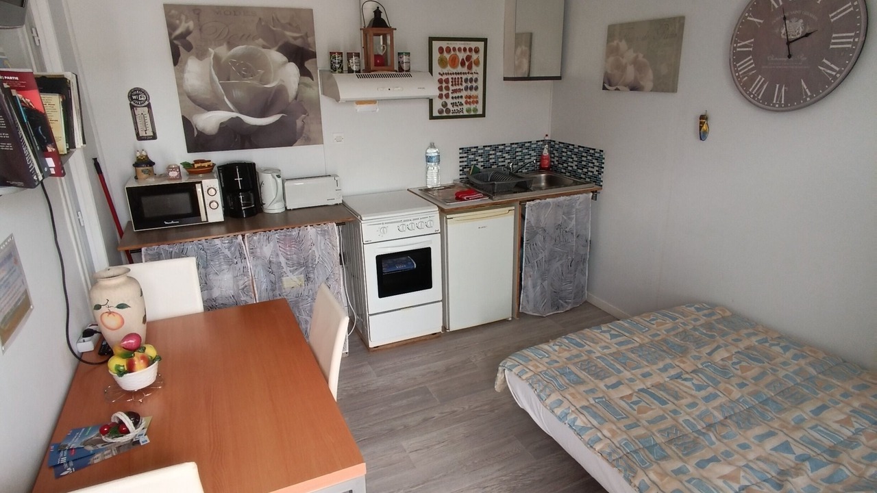Photo of Bedroom in Chateauneuf-du-Rhone