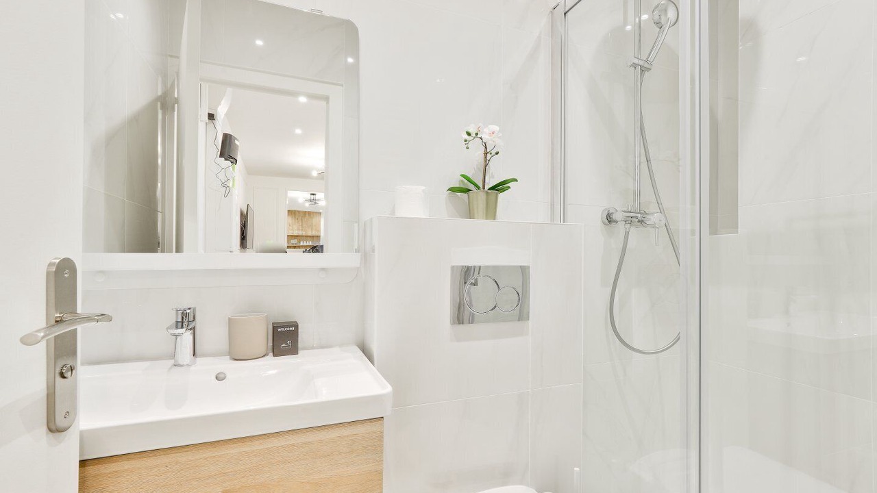 Photo of Bathroom in 13th Arrondissement