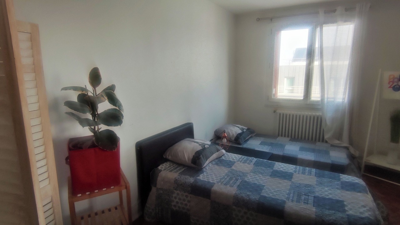 Photo of Bedroom in Saint-Fargeau