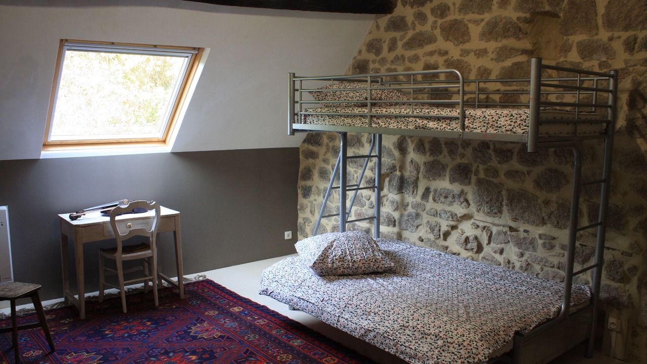Photo of Bedroom in Lormes