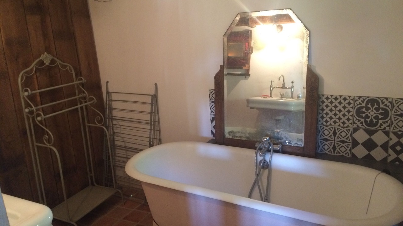 Photo of Bathroom in Lormes