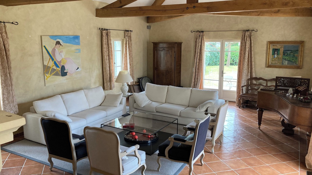 Photo of Livingroom in Malaucene