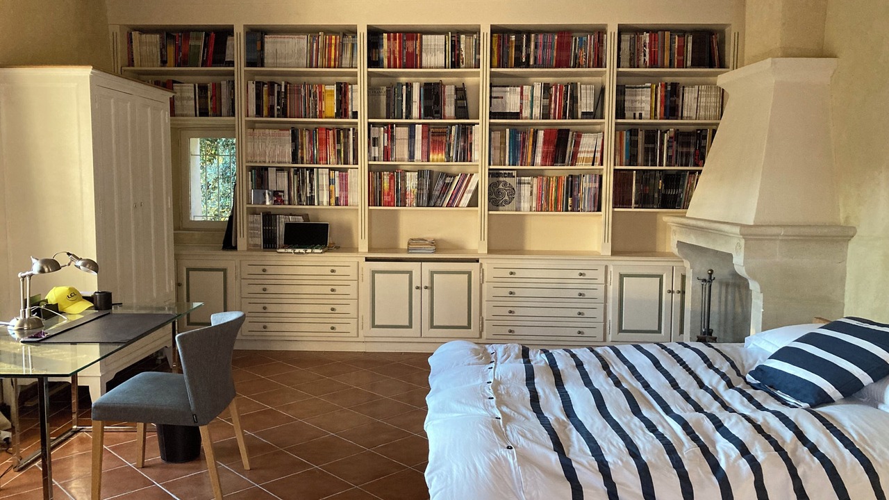 Photo of Bedroom in Malaucene