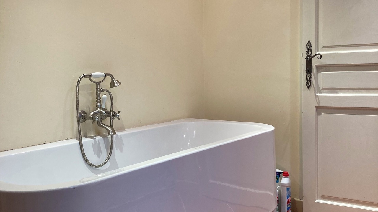 Photo of Bathroom in Malaucene