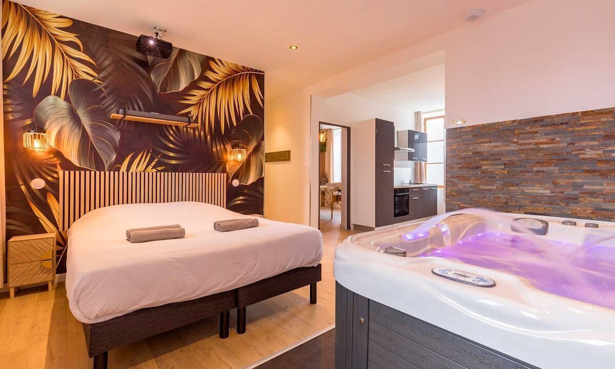 Photo of Bedroom in Le Creusot