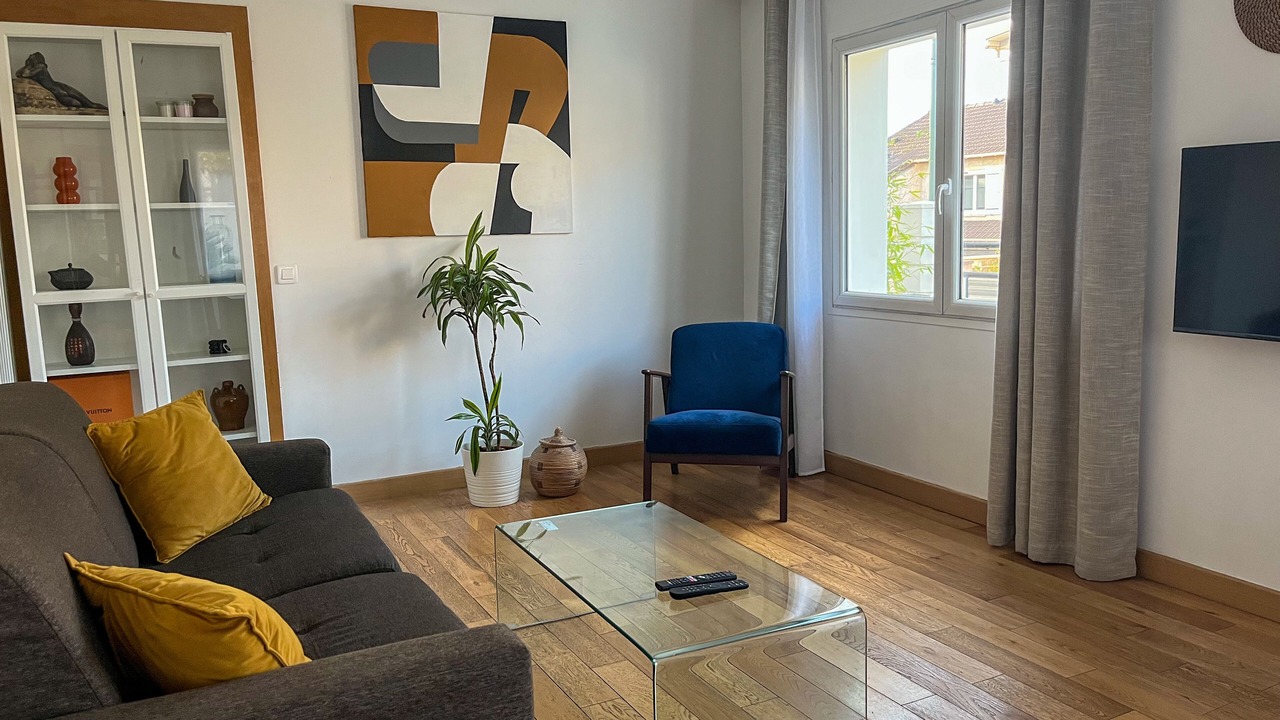 Photo of Livingroom in Arcueil