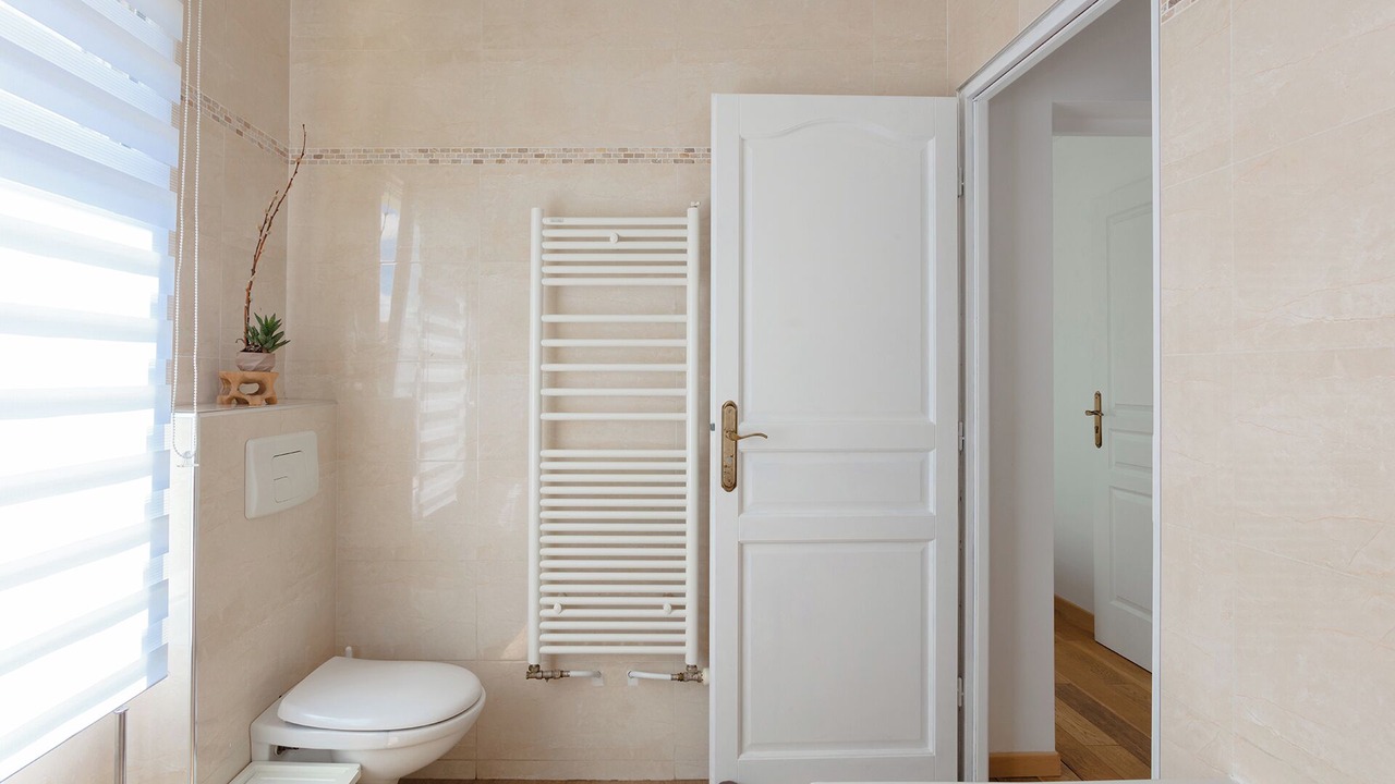 Photo of Bathroom in Arcueil