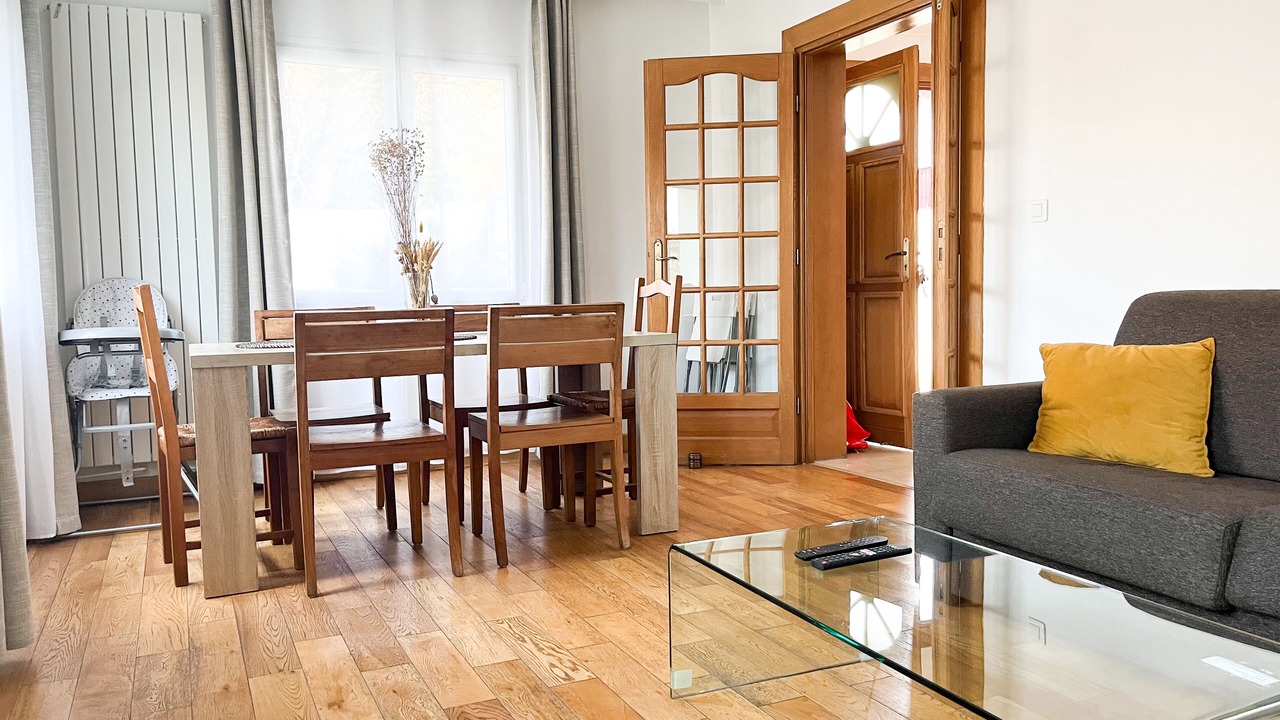 Photo of Livingroom in Arcueil