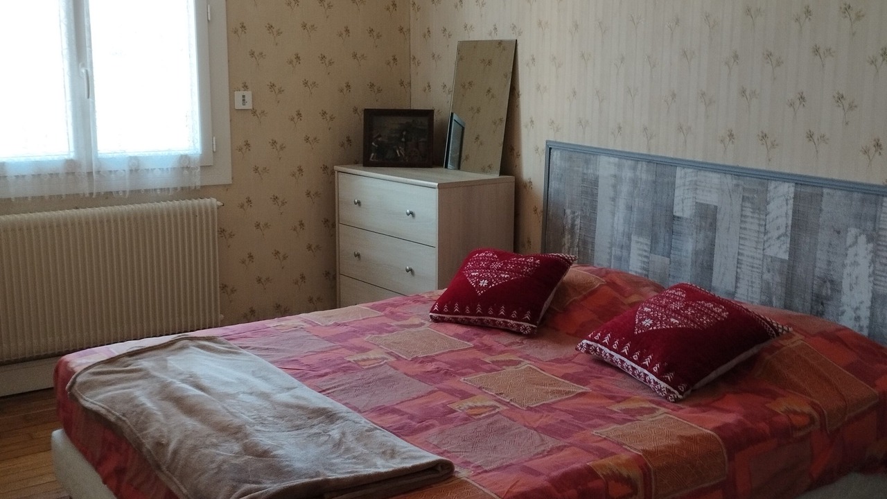 Photo of Bedroom in Branges