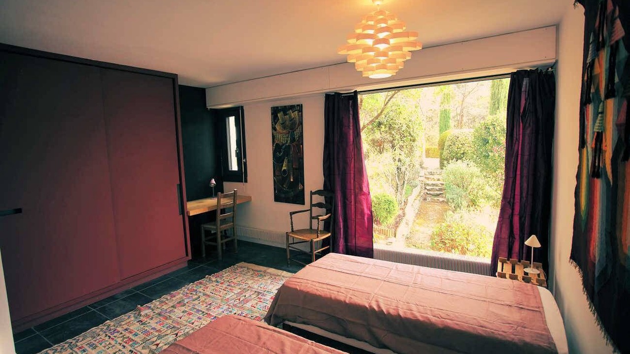 Photo of Bedroom in Faucon