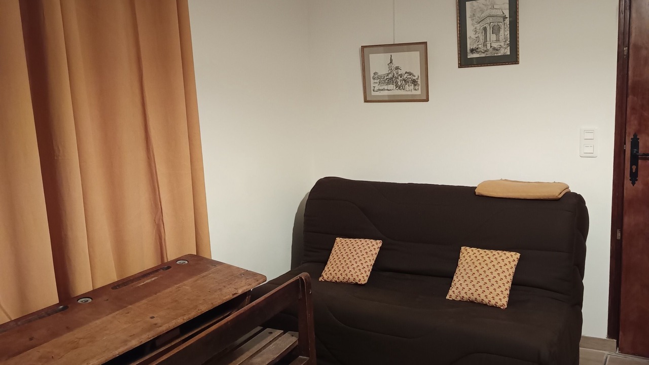 Photo of Livingroom in Caromb