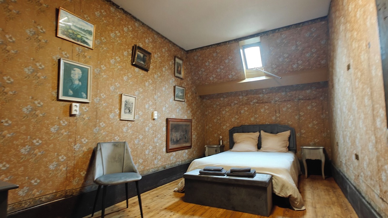 Photo of Bedroom in Seurre
