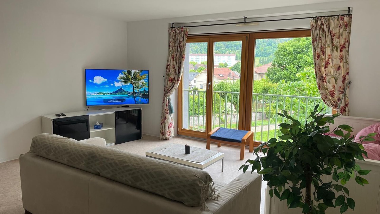 Photo of Livingroom in Up 1.5 Saint-Ferreol