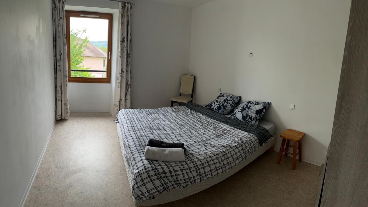 Photo of Bedroom in Up 1.5 Saint-Ferreol