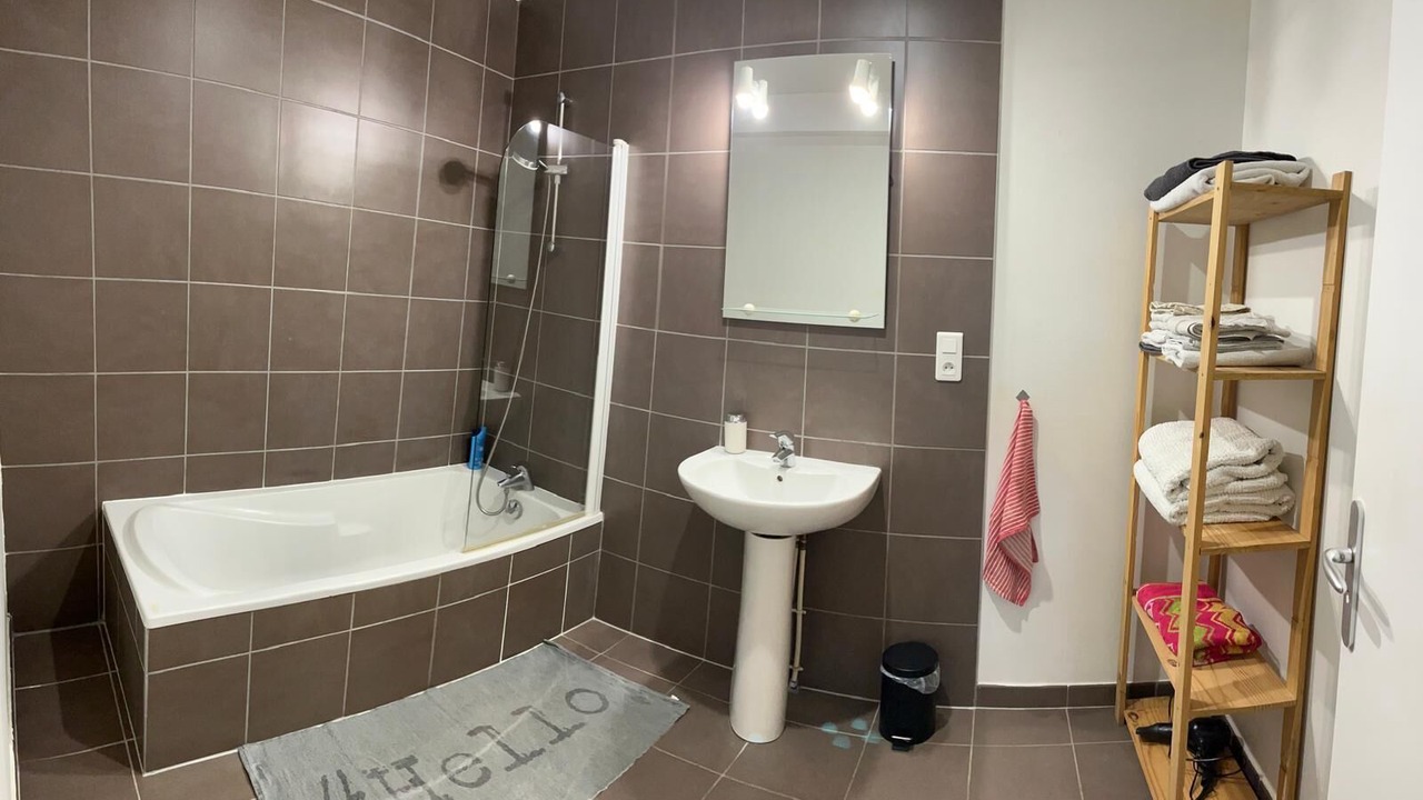 Photo of Bathroom in Up 1.5 Saint-Ferreol