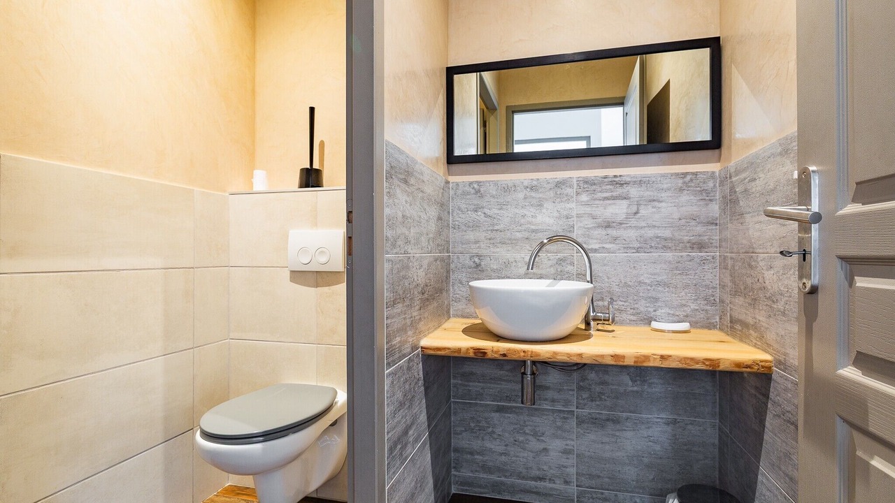 Photo of Bathroom in Presles