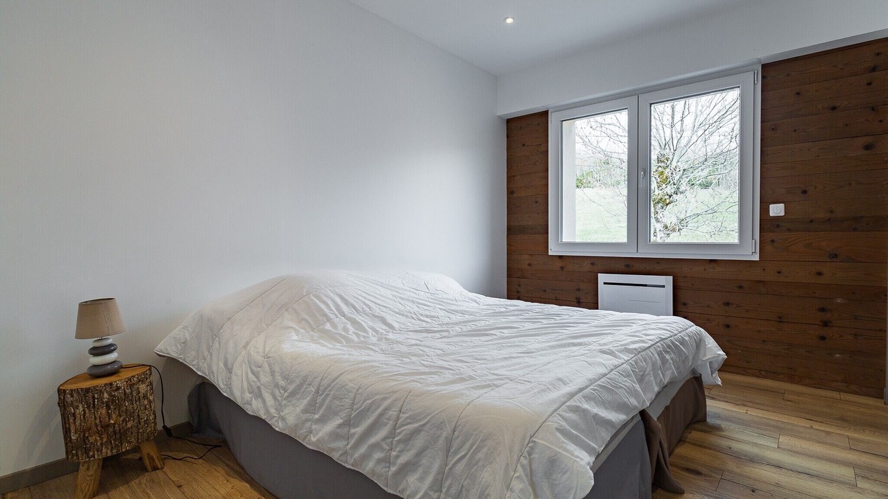 Photo of Bedroom in Presles