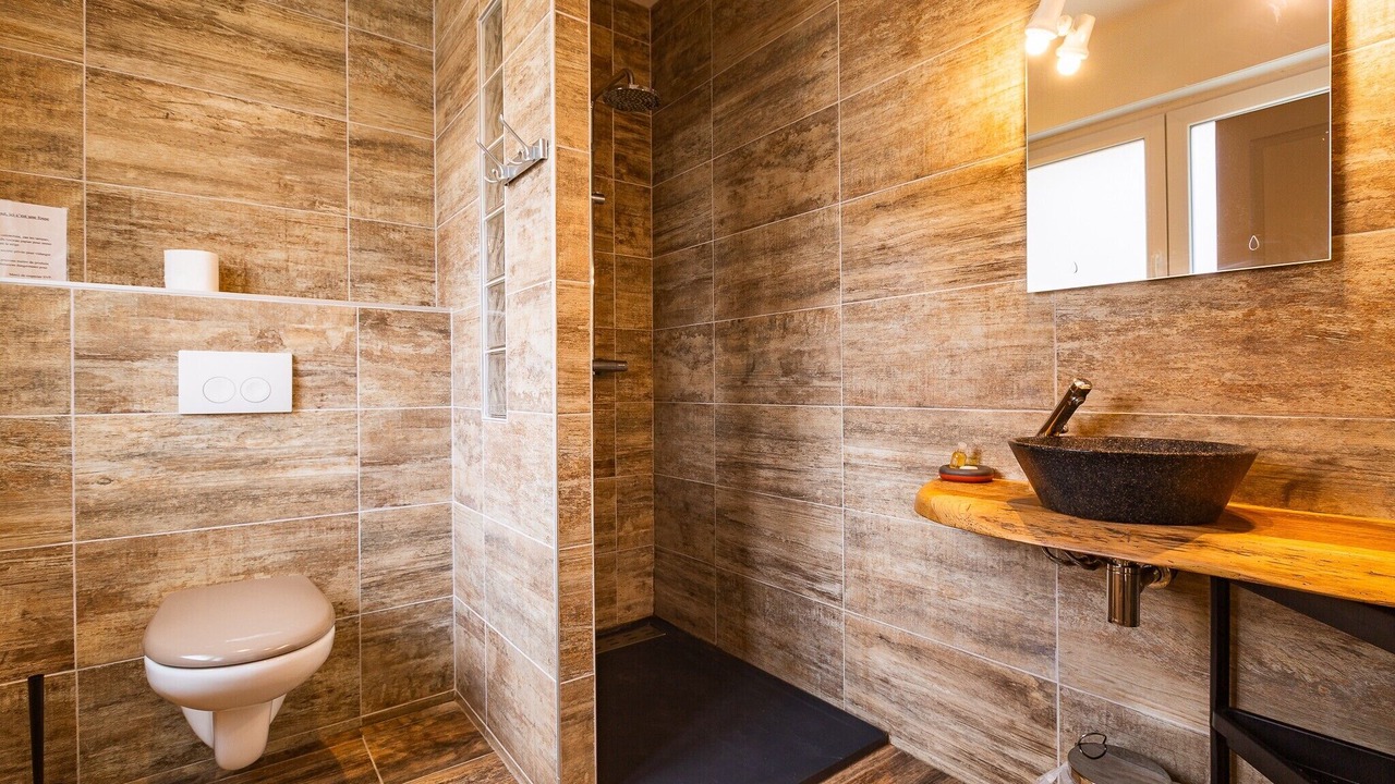 Photo of Bathroom in Presles