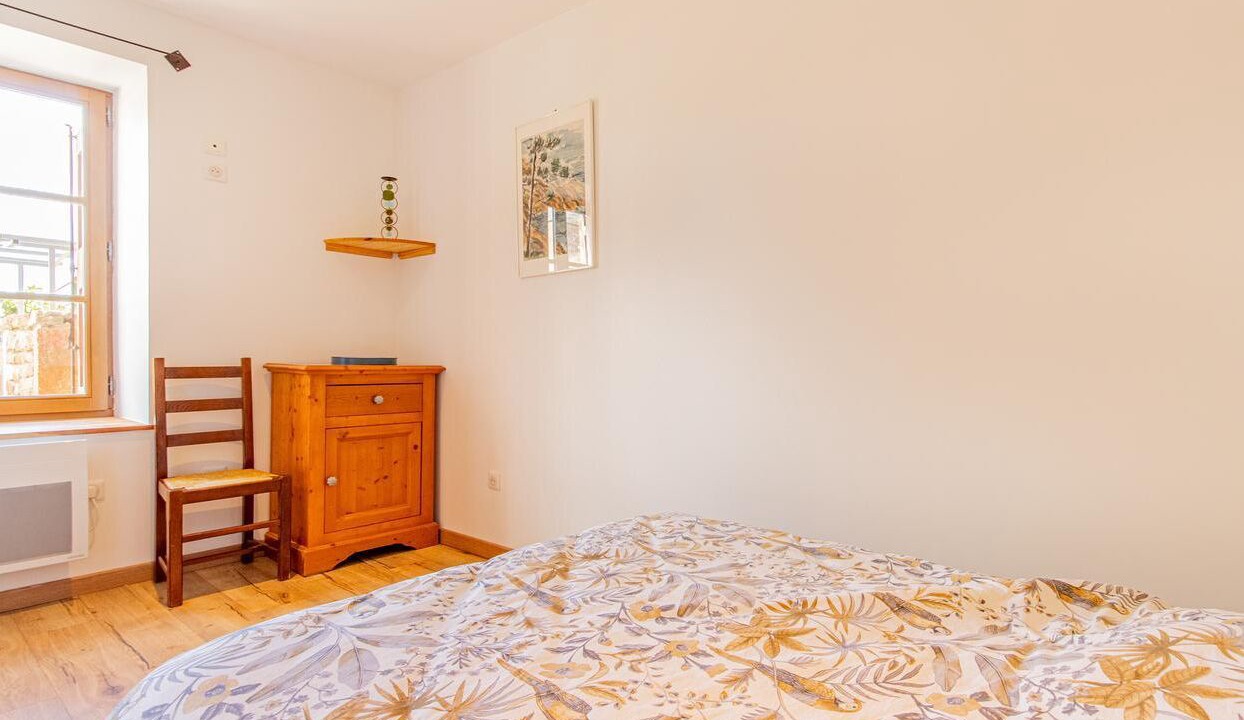 Photo of Bedroom in Hurigny