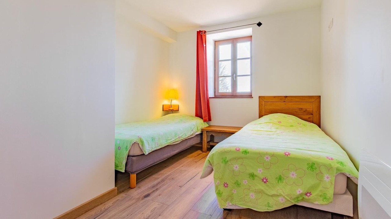 Photo of Bedroom in Hurigny