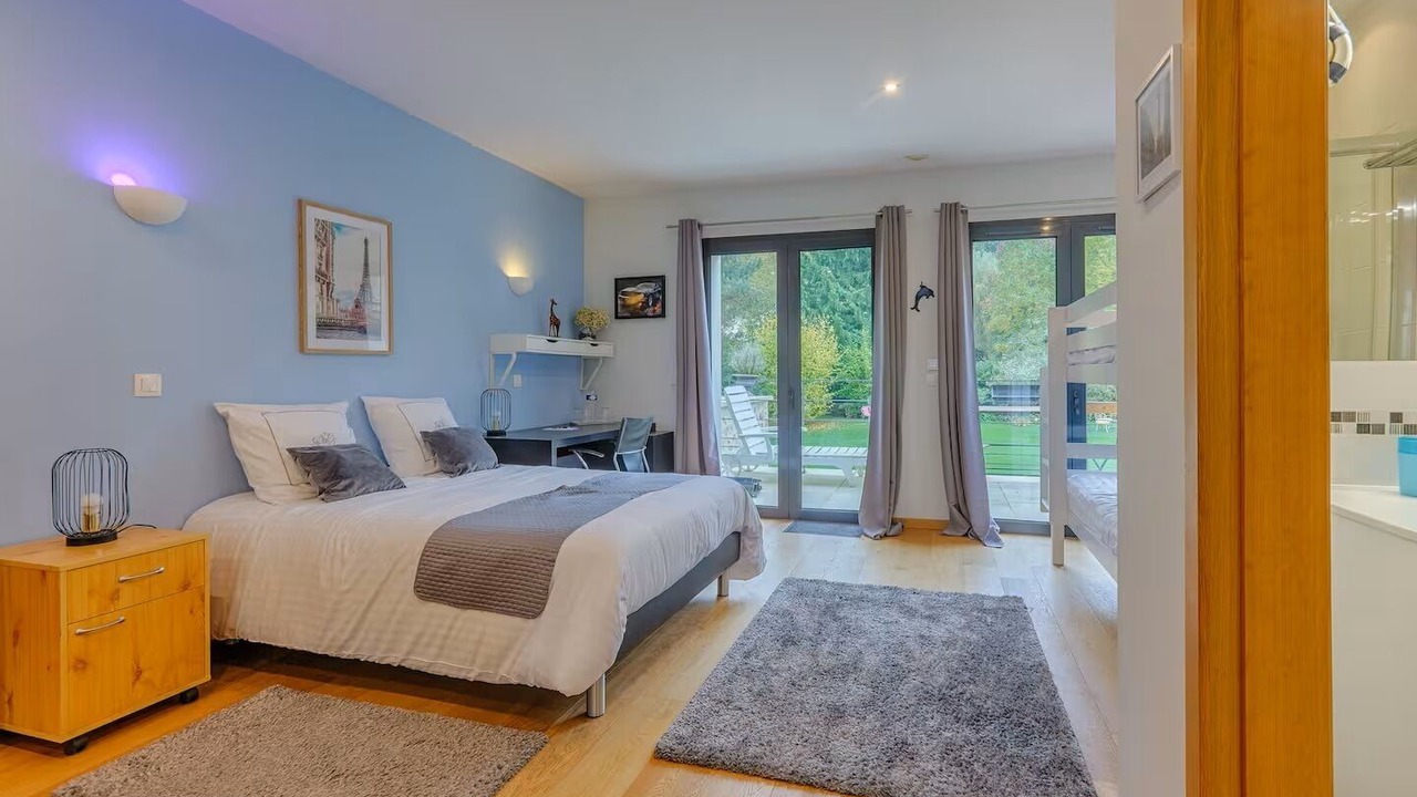 Photo of Bedroom in Chevreuse