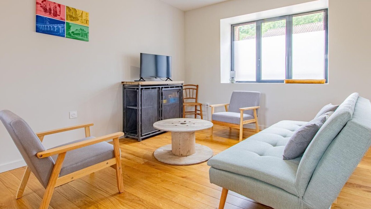 Photo of Livingroom in Saint-Gengoux-le-National