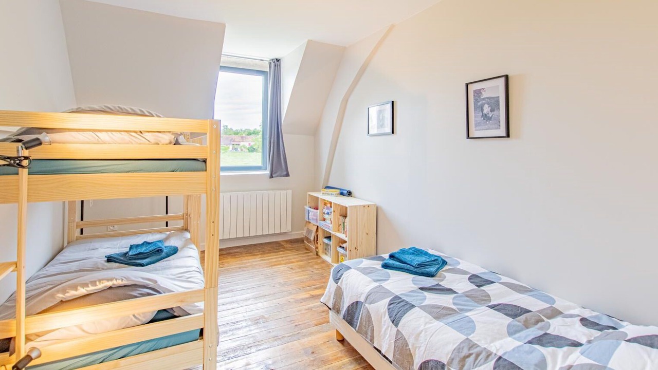 Photo of Bedroom in Saint-Gengoux-le-National