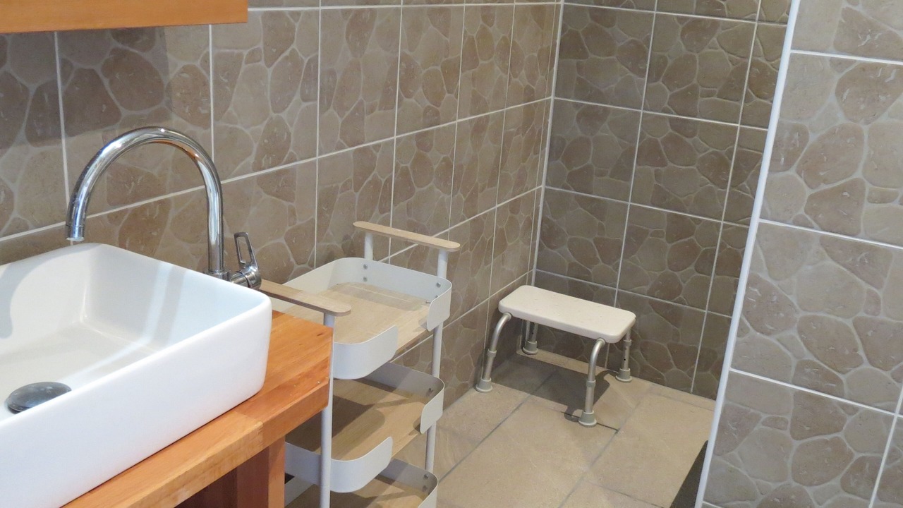 Photo of Bathroom in Cuzy