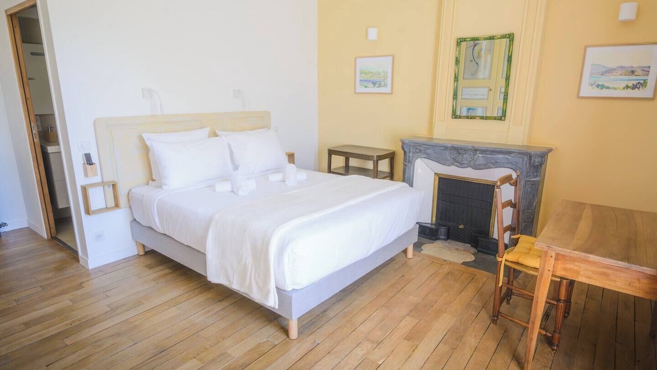 Photo of Bedroom in Etoile-sur-Rhone
