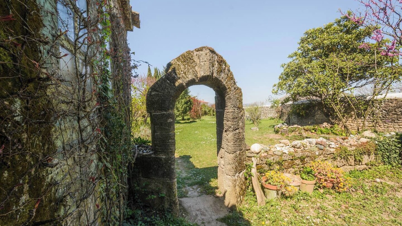 Photo of Outdoor in Etoile-sur-Rhone
