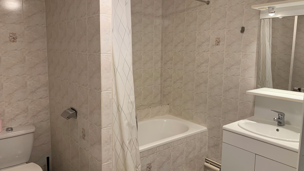 Photo of Bathroom in Saint-Poncy