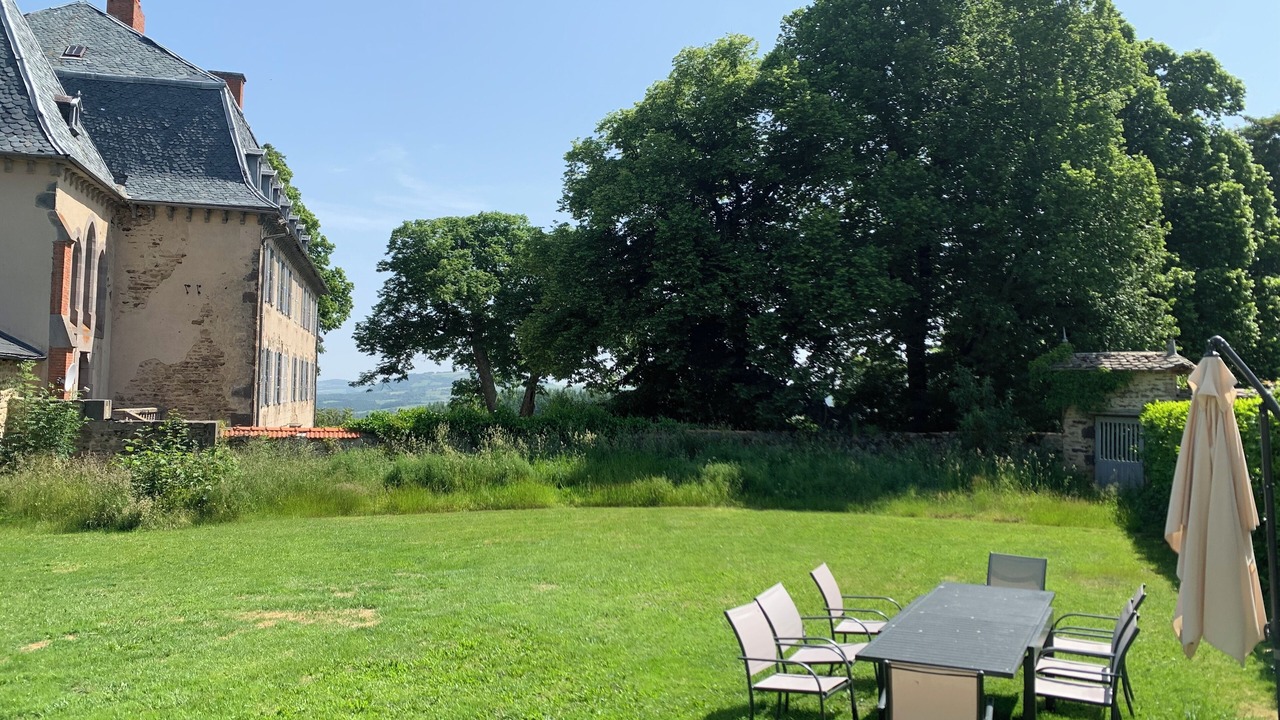 Photo of Outdoor in Saint-Poncy