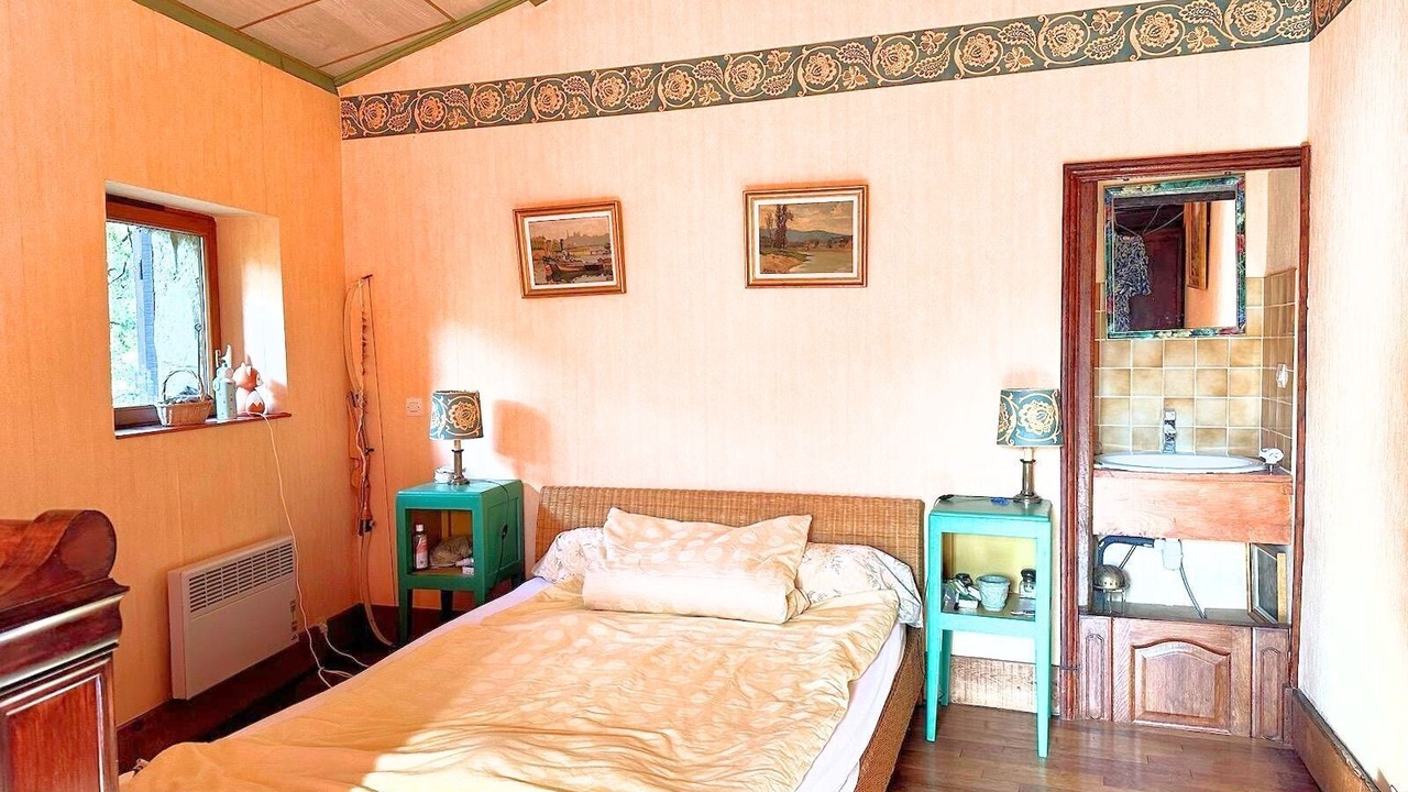 Photo of Bedroom in Saou