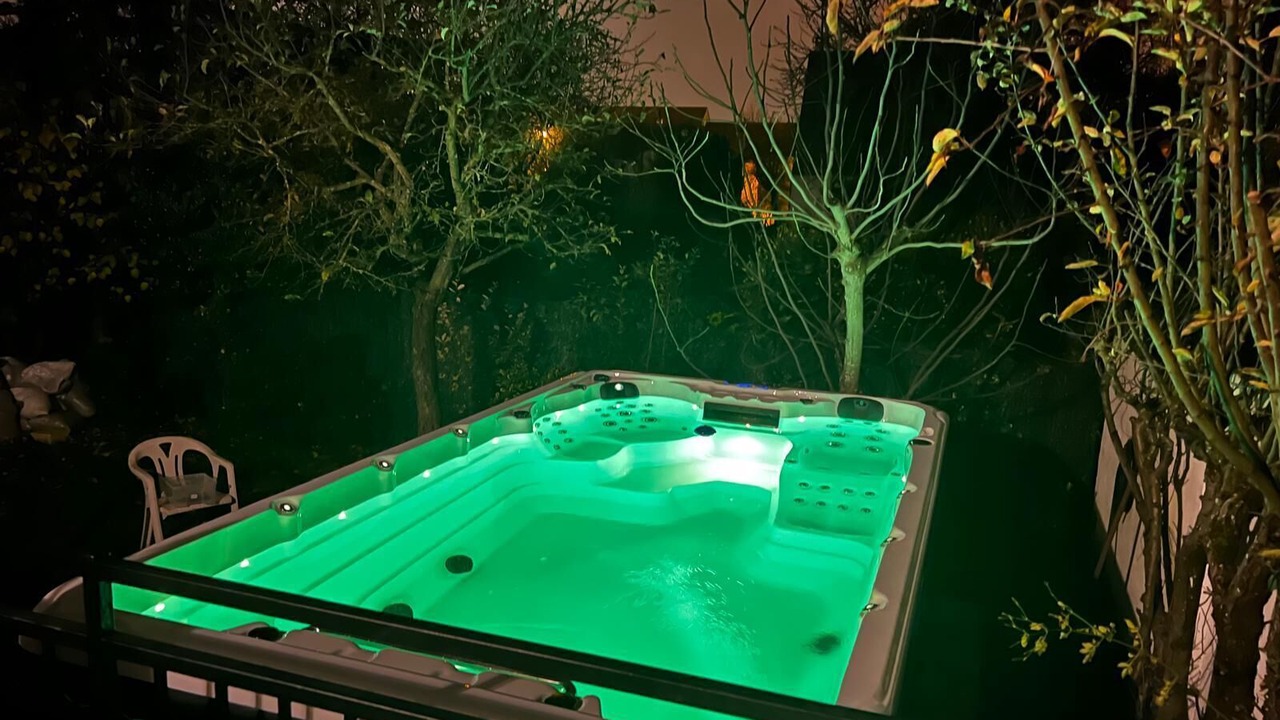 Photo of Outdoor in L'Hay-les-Roses