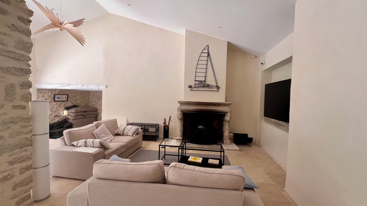 Photo of Livingroom in Mazan