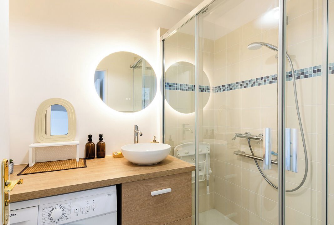 Photo of Bathroom in Villejuif