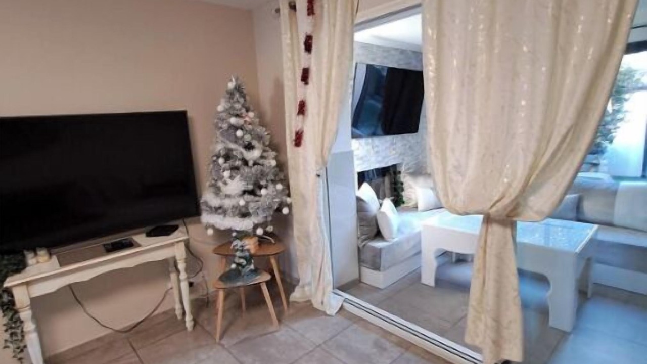 Photo of Livingroom in Saint-Paul-Trois-Chateaux