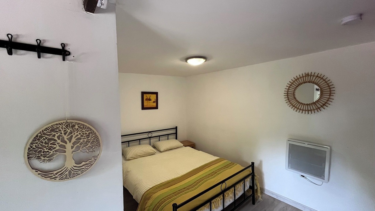 Photo of Bedroom in Cormatin