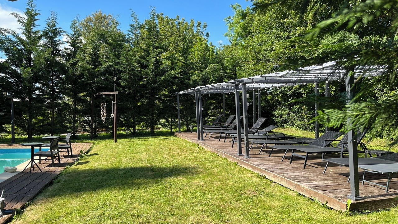 Photo of Outdoor in Cormatin