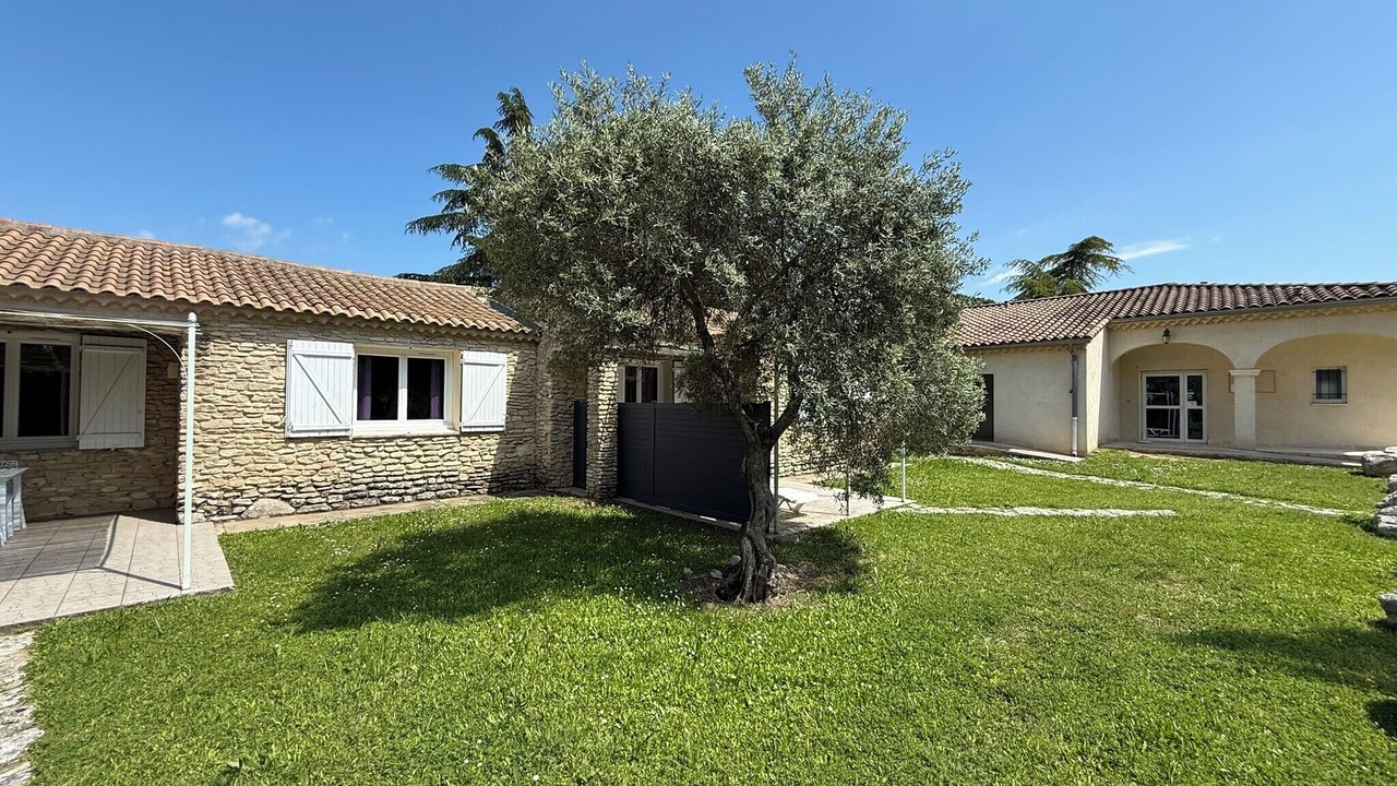 Photo of Outdoor in La Roque-sur-Pernes