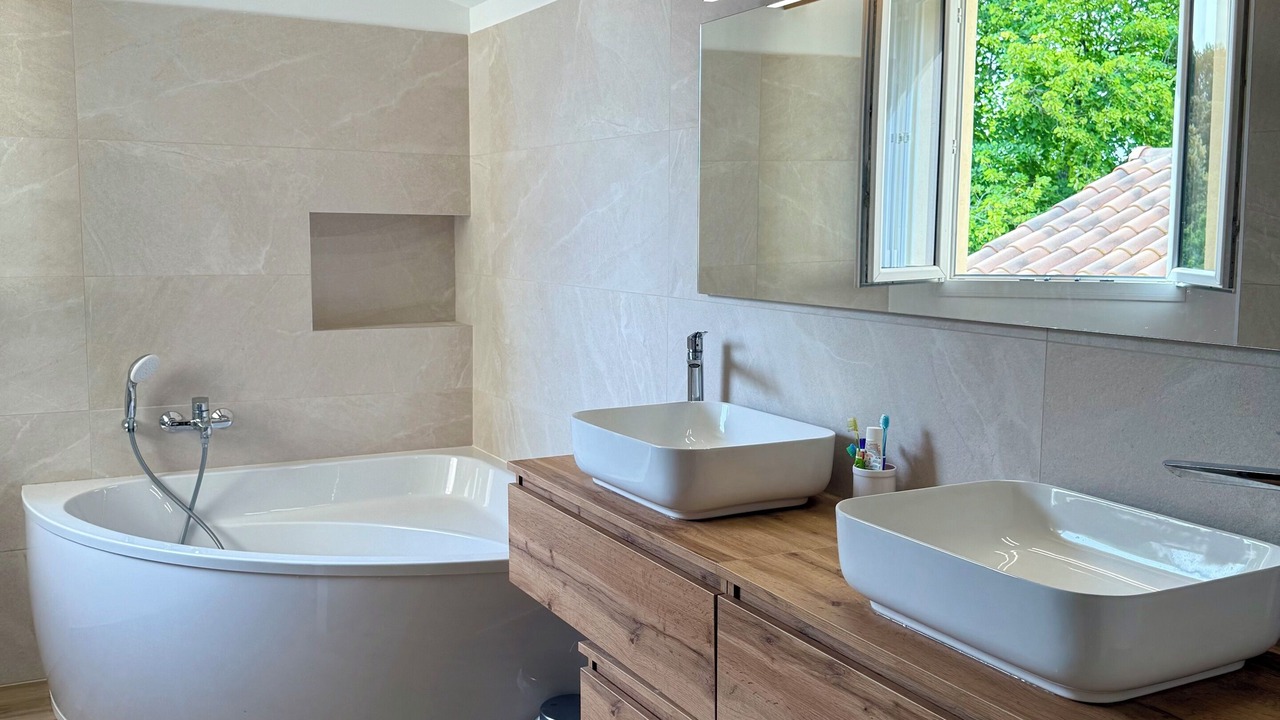 Photo of Bathroom in Valreas