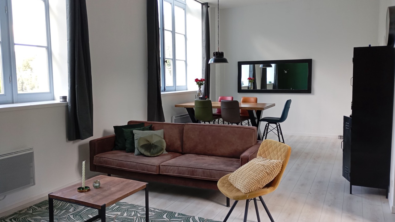Photo of Livingroom in Larochemillay