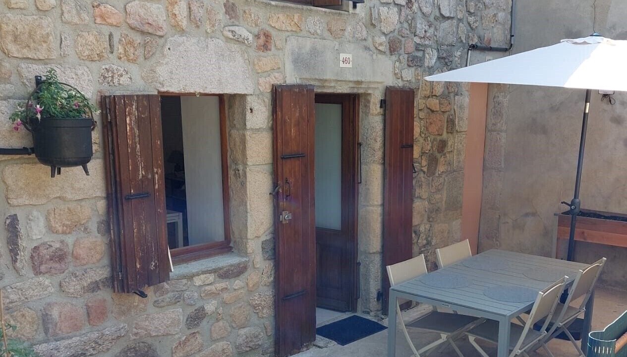 Photo of Outdoor in Saint-Julien-Labrousse