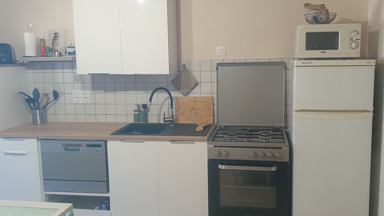 Photo of Kitchen in Saint-Julien-Labrousse