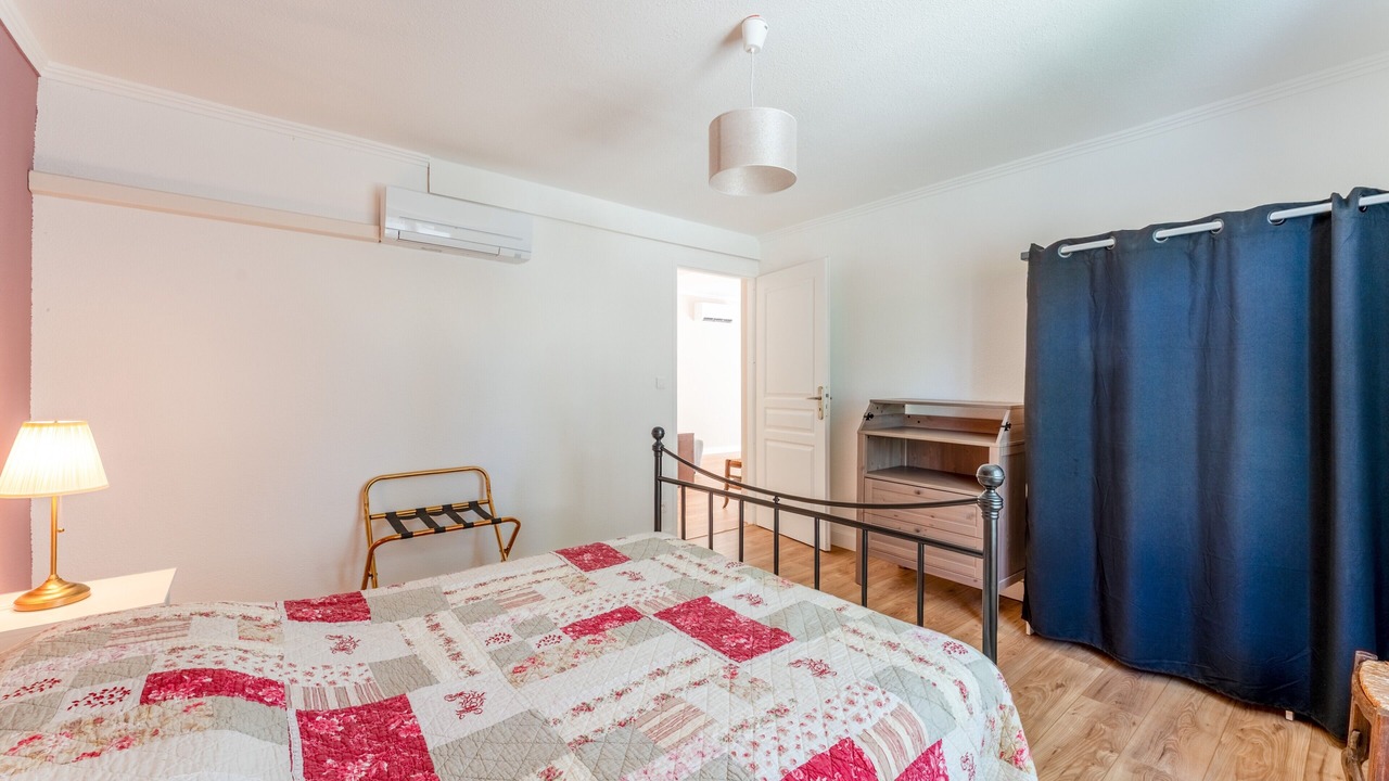 Photo of Bedroom in Bollene