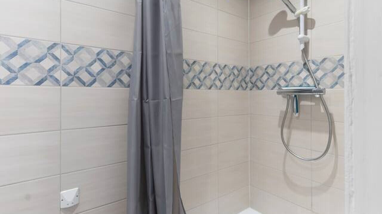Photo of Bathroom in Republique