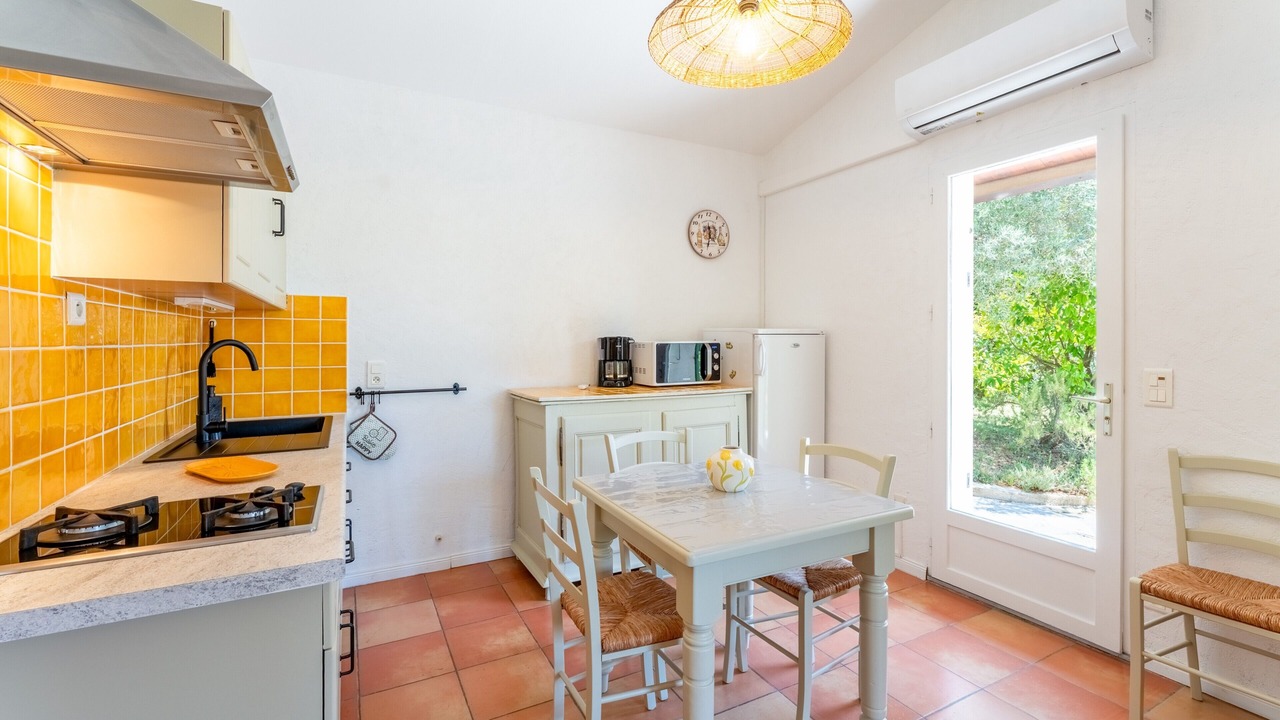 Photo of Kitchen in Bedoin